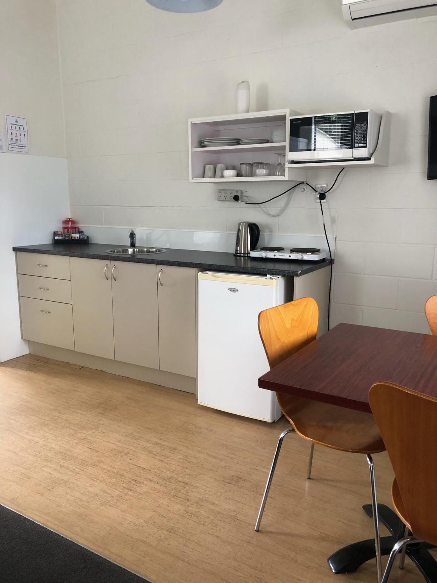 تا أواموتو Rosetown Motel المظهر الخارجي الصورة