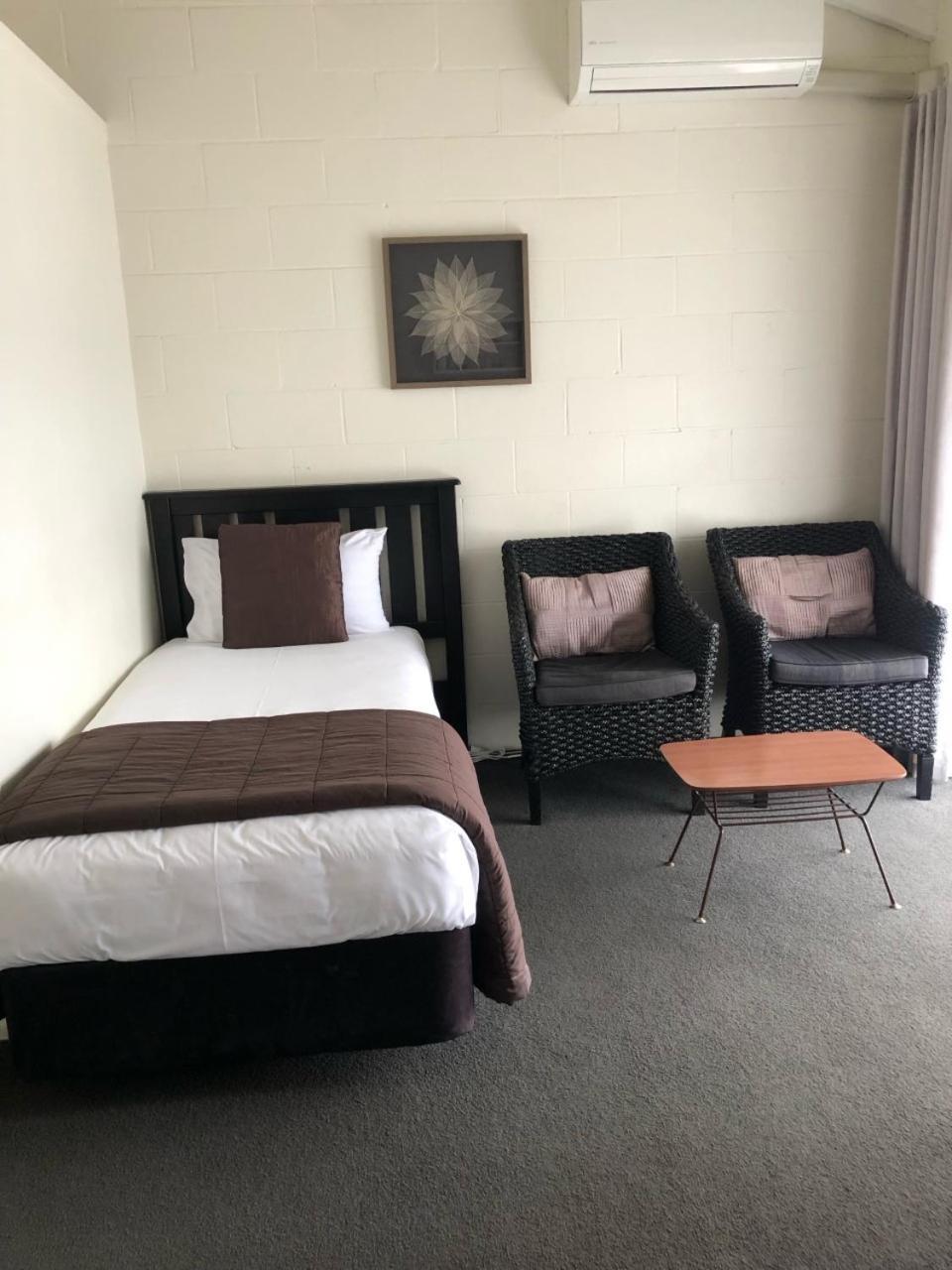 تا أواموتو Rosetown Motel المظهر الخارجي الصورة